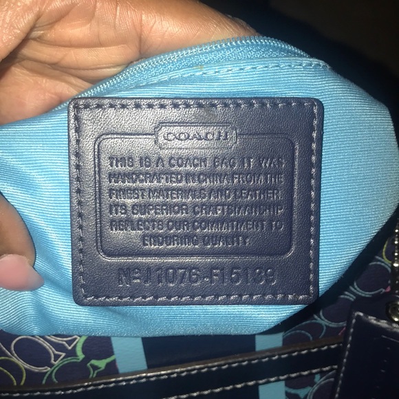 Muilti color coach - Picture 4 of 4